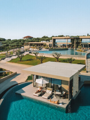 Luxury hotel in Zakynthos King Jason Zante pool